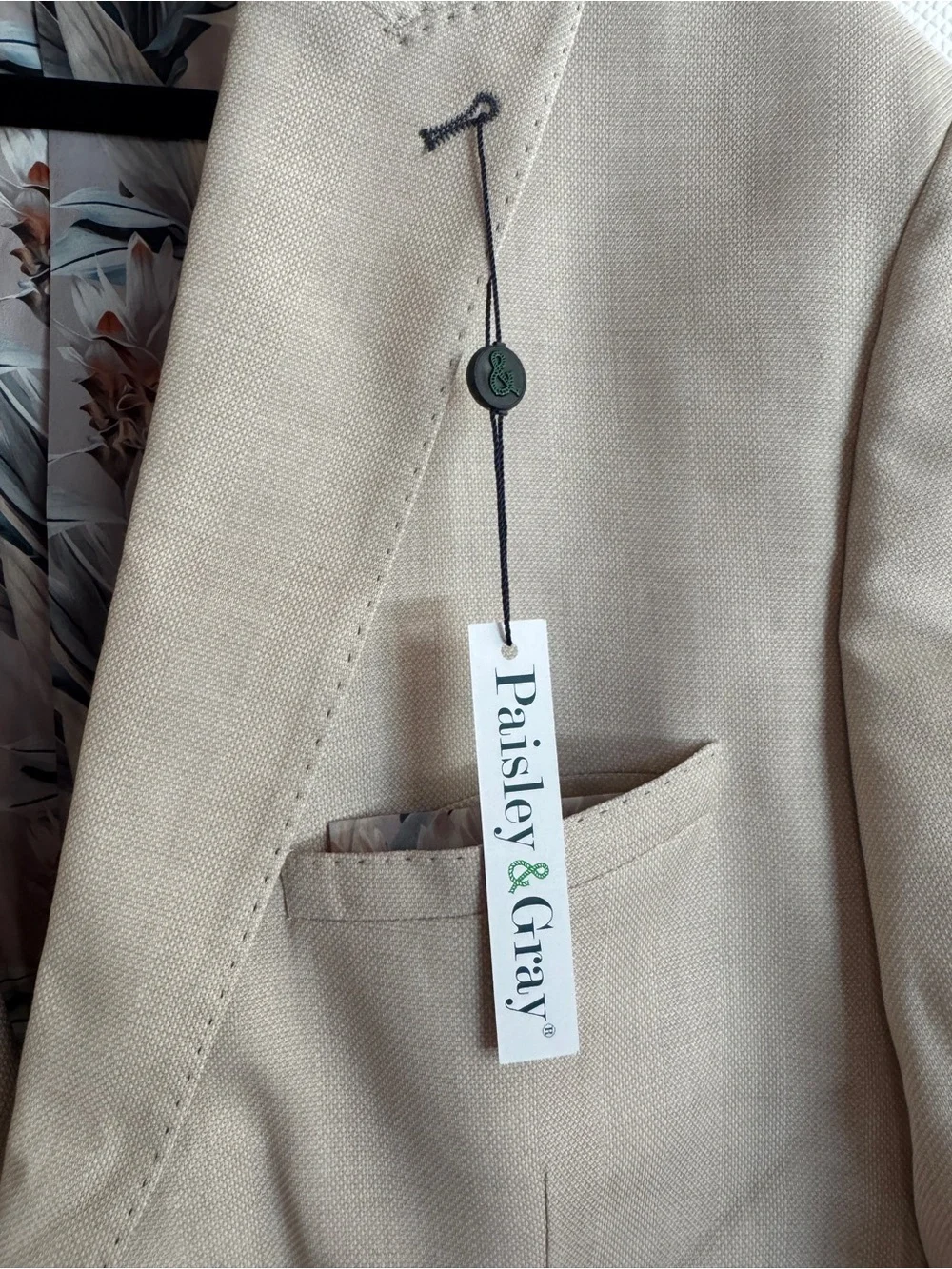 Paisley & Gray Slim Fit Sport Coat 52R Cream Beige Blazer Floral Lining NWT